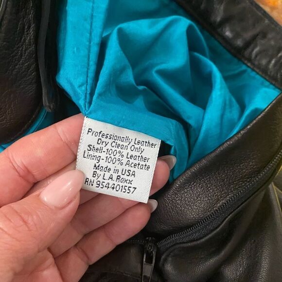 Hannah 100% leather bike shorts, size 6 - Picture 6 of 7